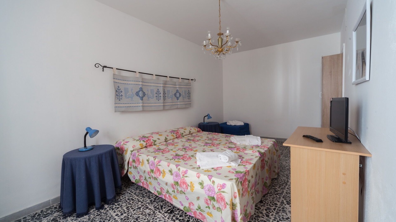 Photo of Bedroom in Villanova Monteleone