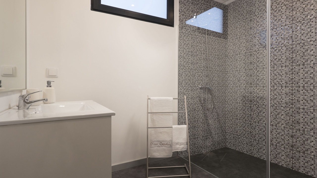 Photo of Bathroom in Estreito da Calheta