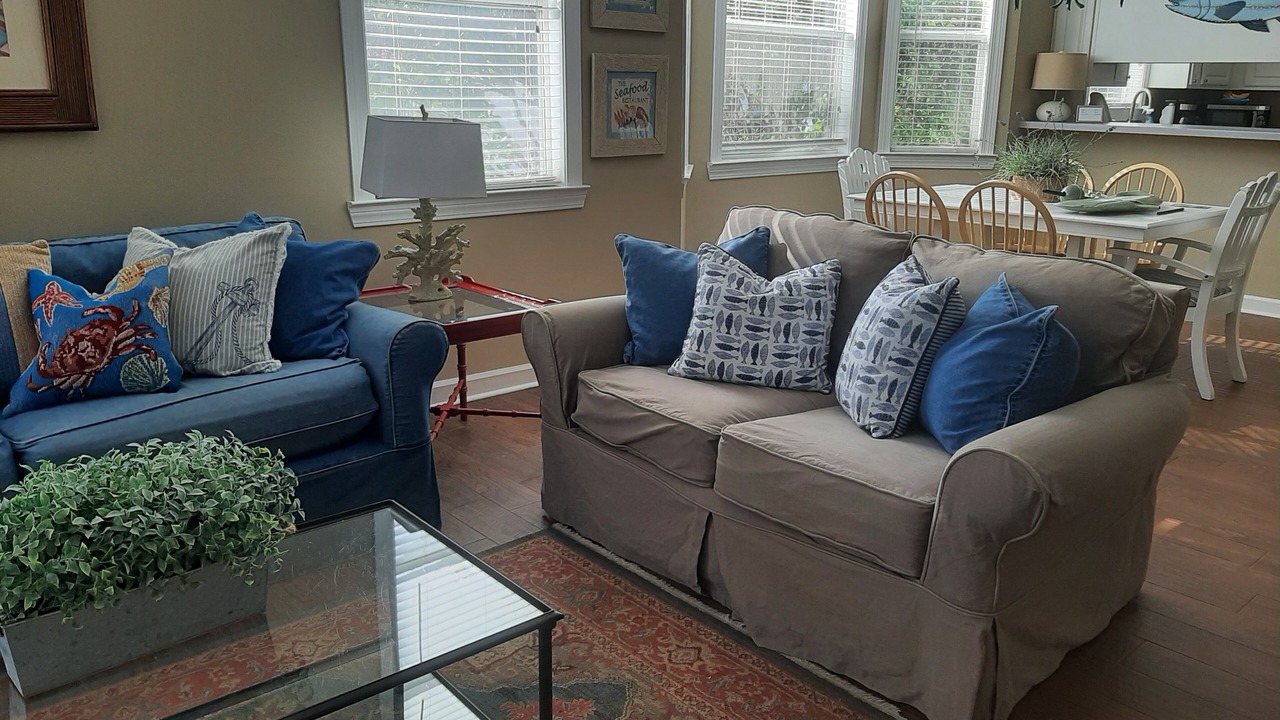 Photo of Livingroom in Clipper Cove