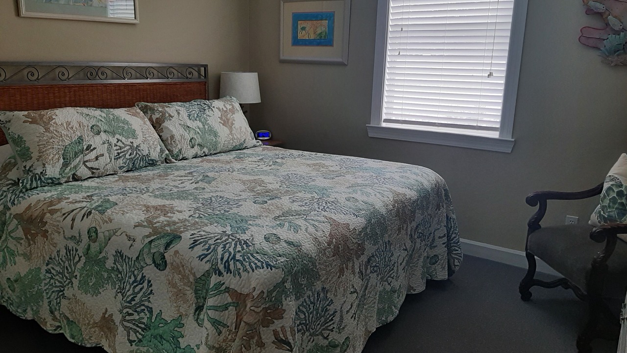 Photo of Bedroom in Clipper Cove