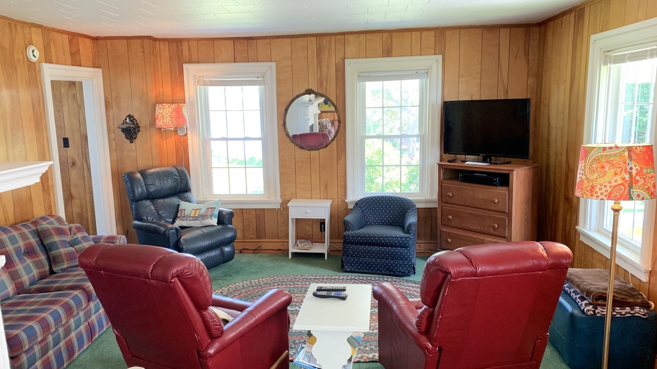 Photo of Livingroom in Stonington