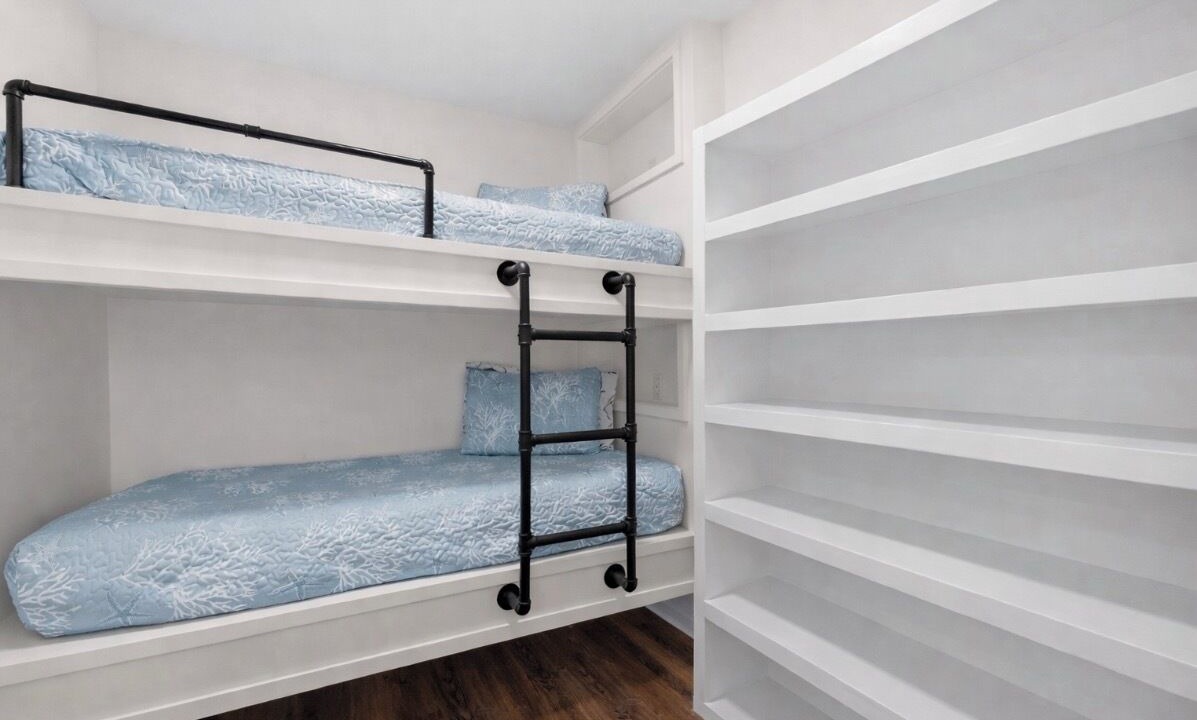 Photo of Bedroom in Clipper Cove