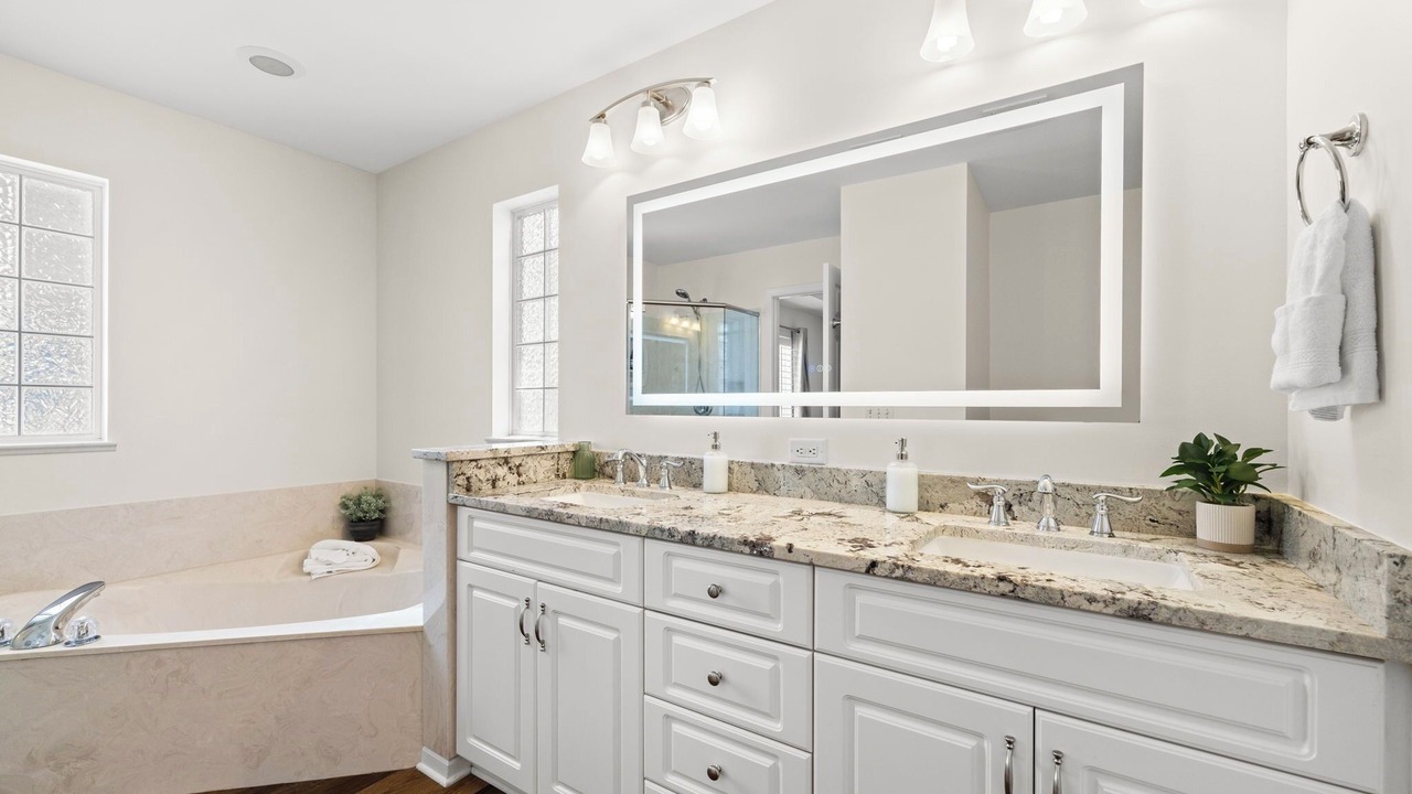 Photo of Bathroom in Clipper Cove