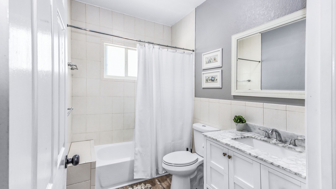 Photo of Bathroom in Twin Lakes