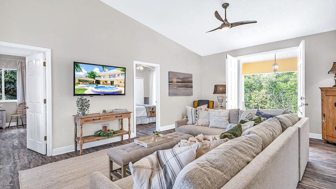 Photo of Livingroom in Twin Lakes