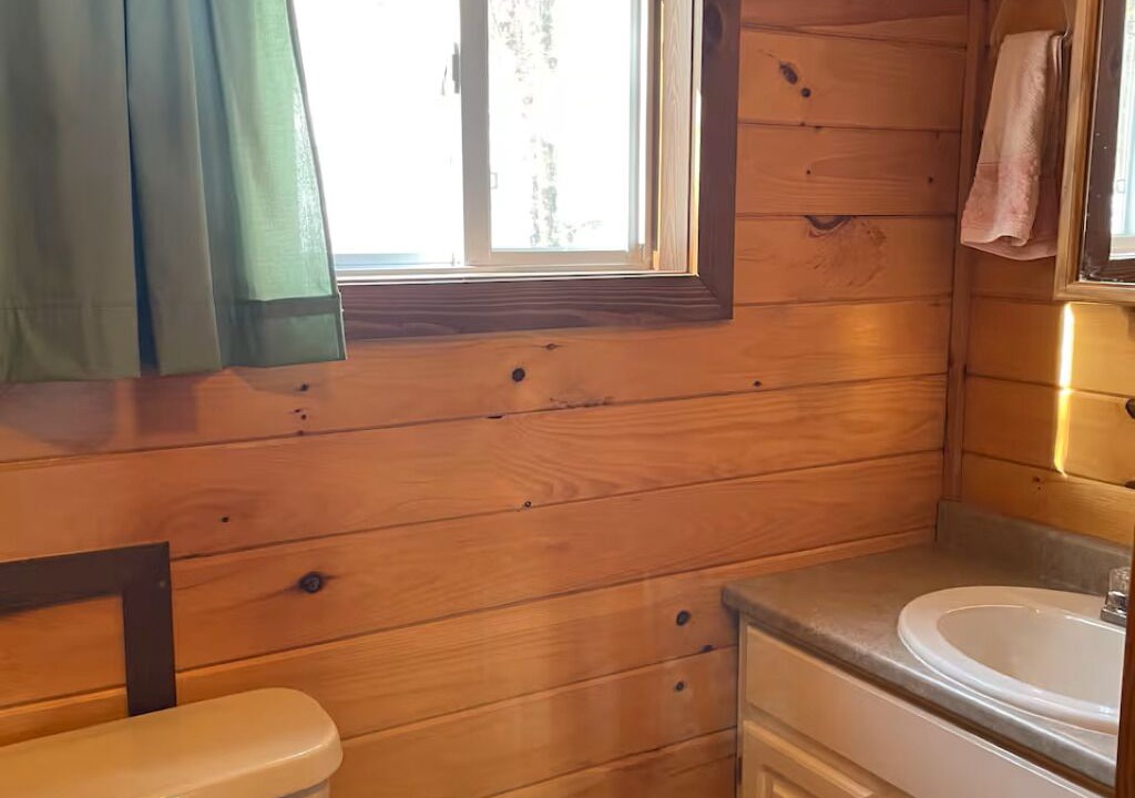 Photo of Bathroom in Brownville