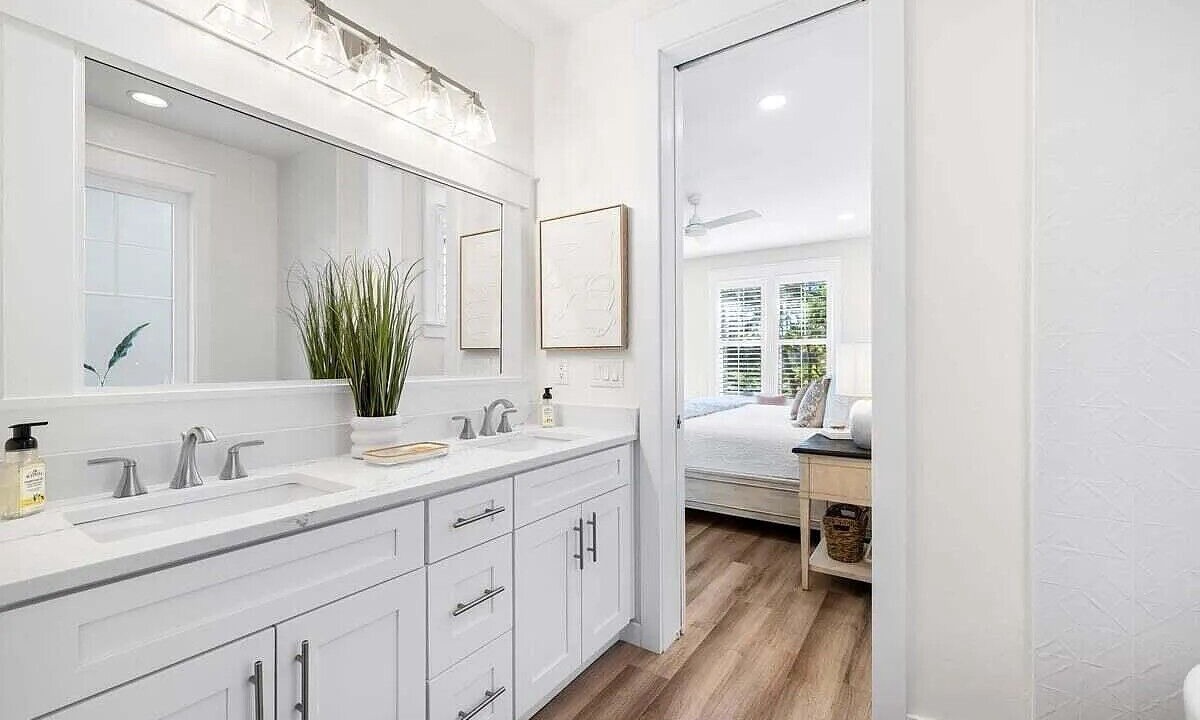 Photo of Bathroom in Laurel Grove