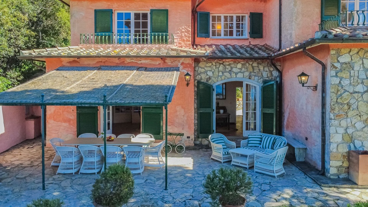 Photo of Outdoor in Magazzini