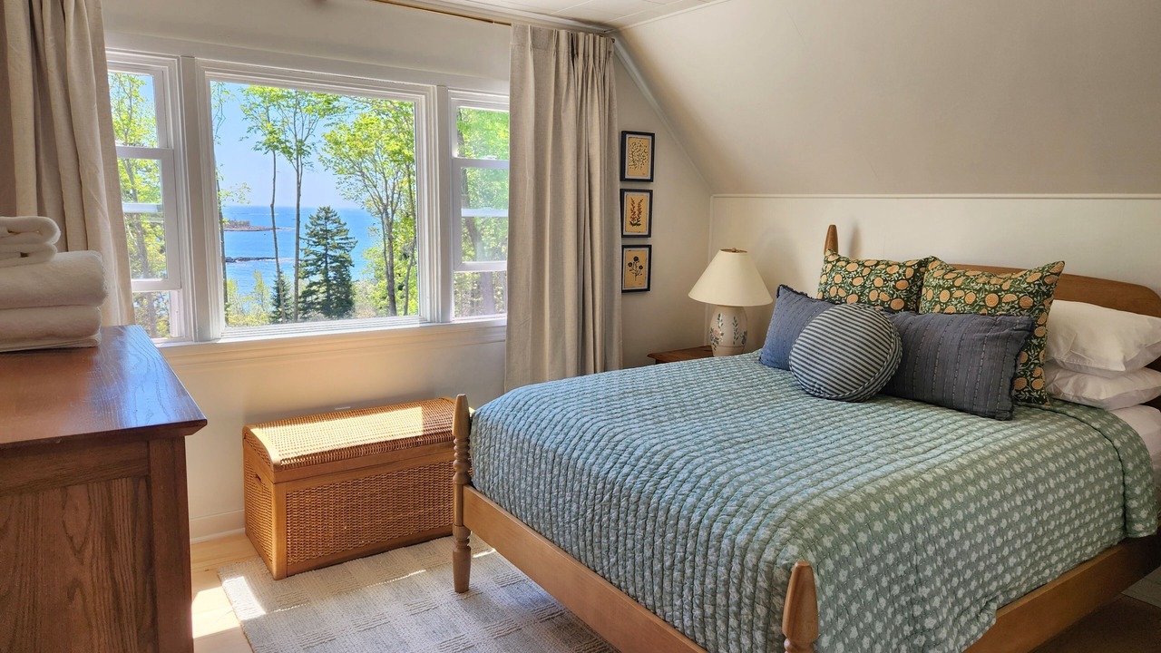 Photo of Bedroom in Orrs Island