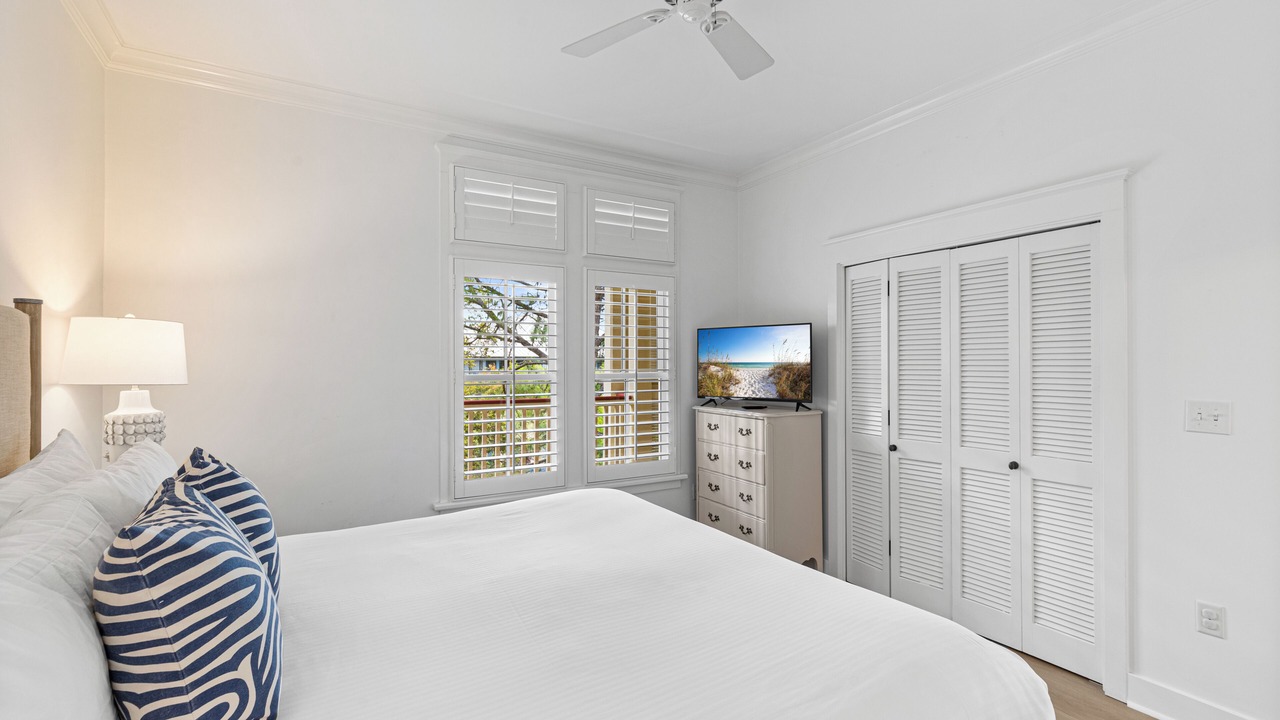 Photo of Bedroom in Beach District