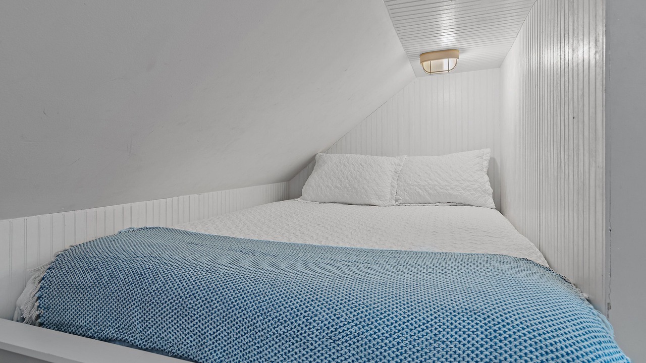 Photo of Bedroom in Frangista Beach