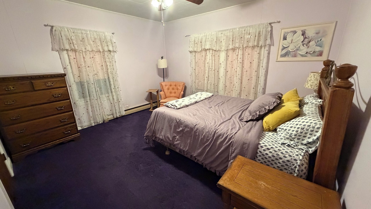 Photo of Bedroom in Portage Lake