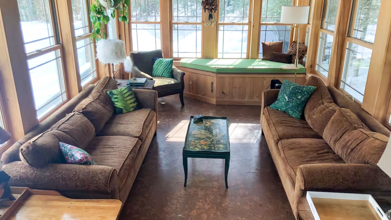 Photo of Livingroom in Rumford Center