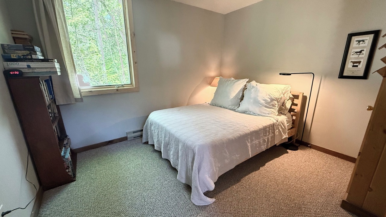 Photo of Bedroom in Glover