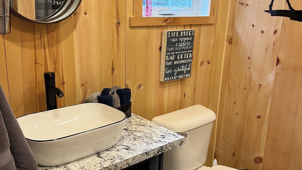 Photo of Bathroom in Sinclair
