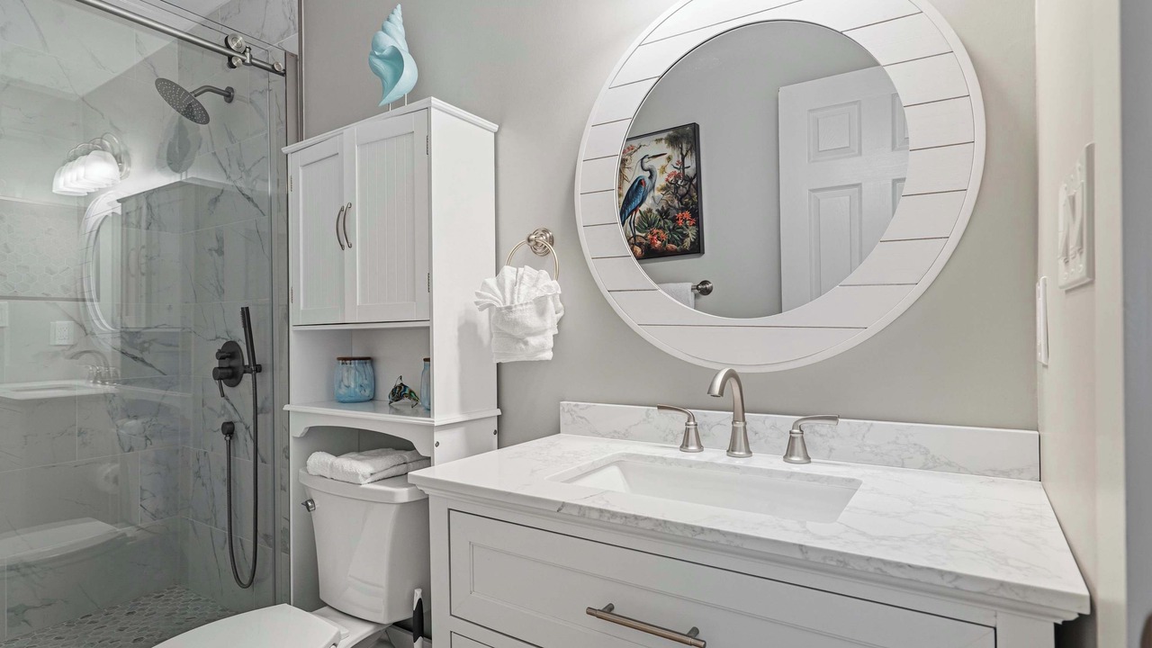 Photo of Bathroom in Holiday Isle