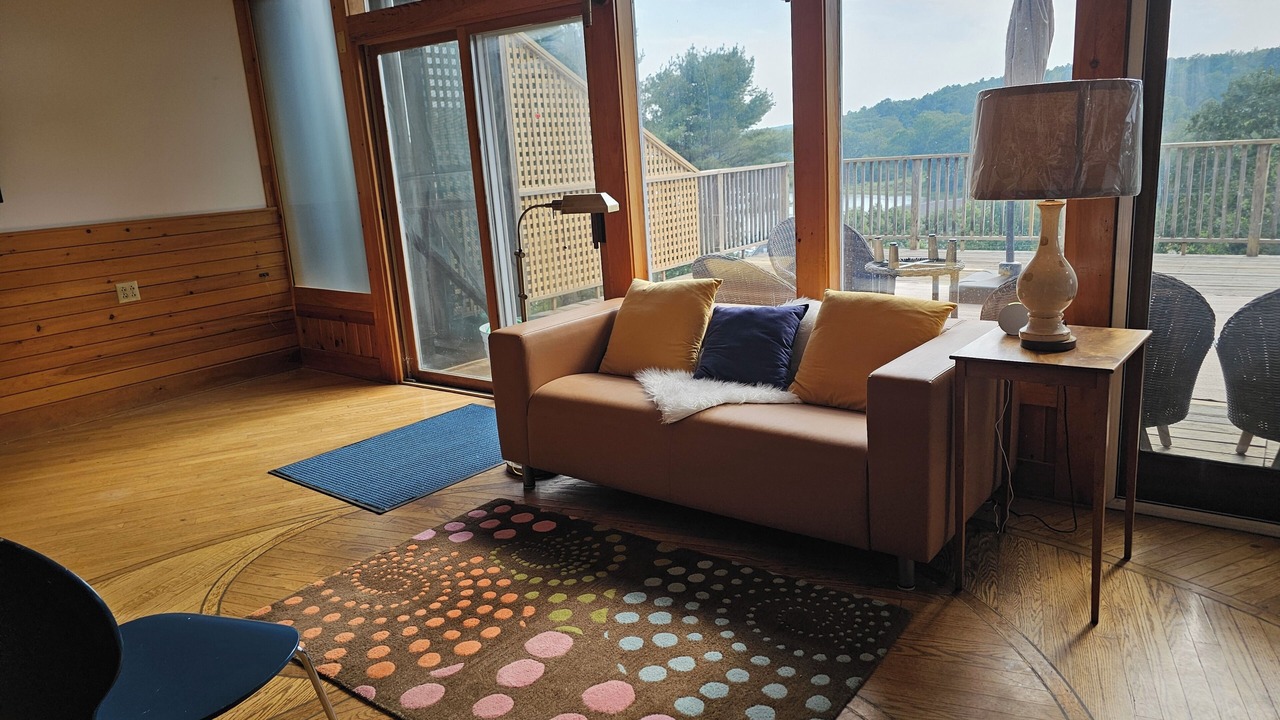 Photo of Livingroom in Waldoboro