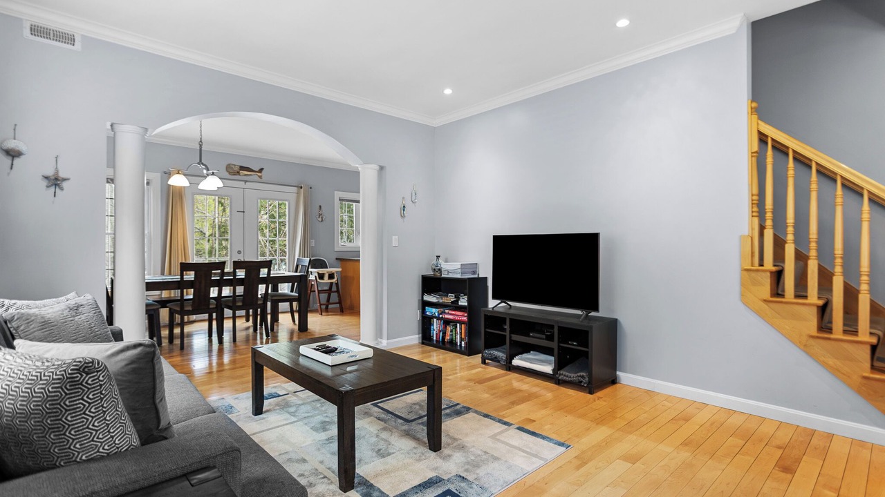 Photo of Livingroom in Salsbury Cove