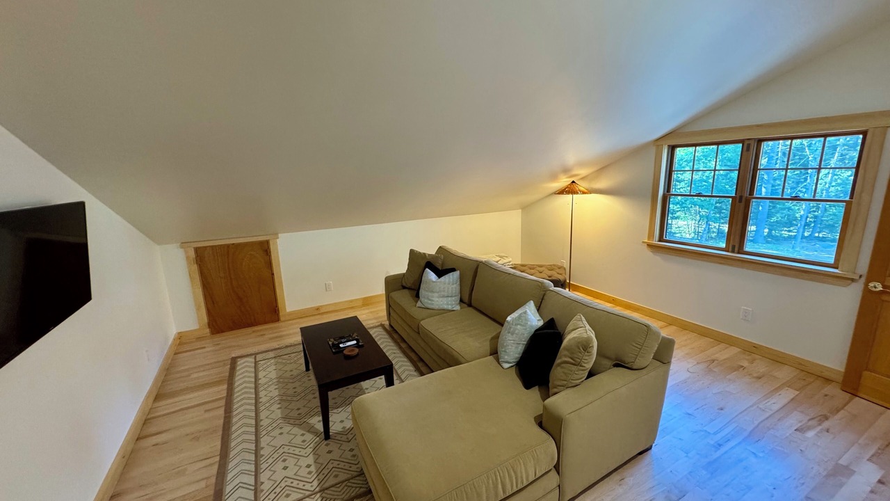 Photo of Livingroom in Waldoboro