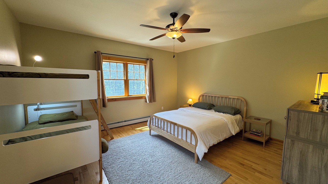Photo of Bedroom in Waldoboro