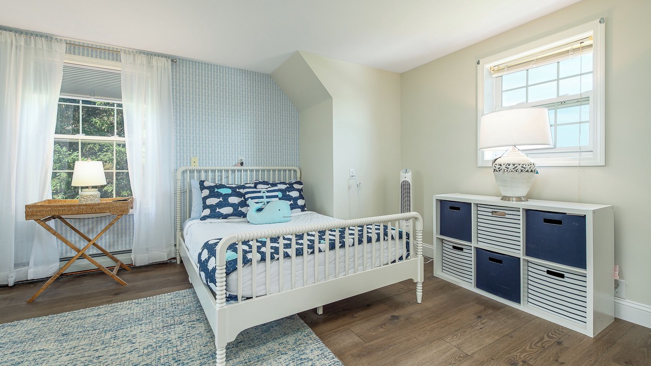 Photo of Bedroom in Mid-Coast and Islands