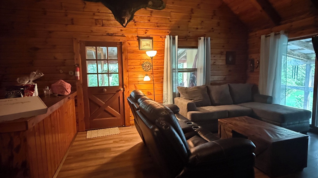 Photo of Livingroom in Island Falls
