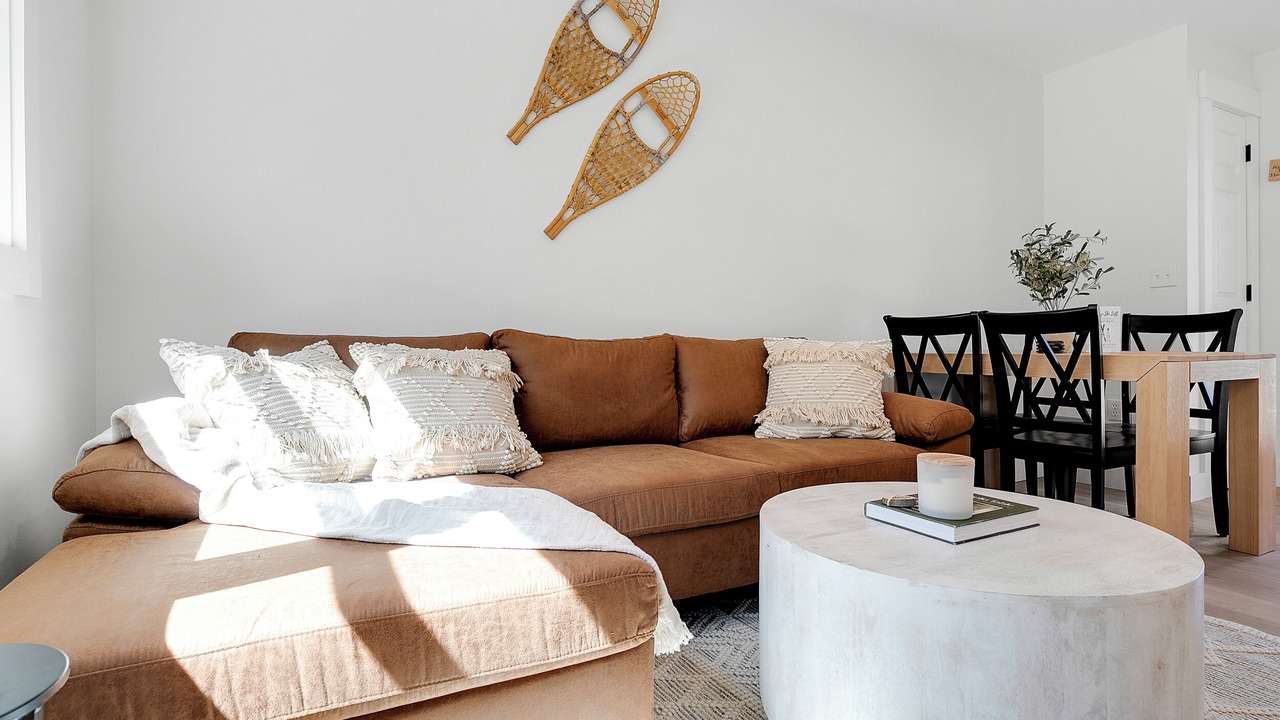 Photo of Livingroom in Bethel