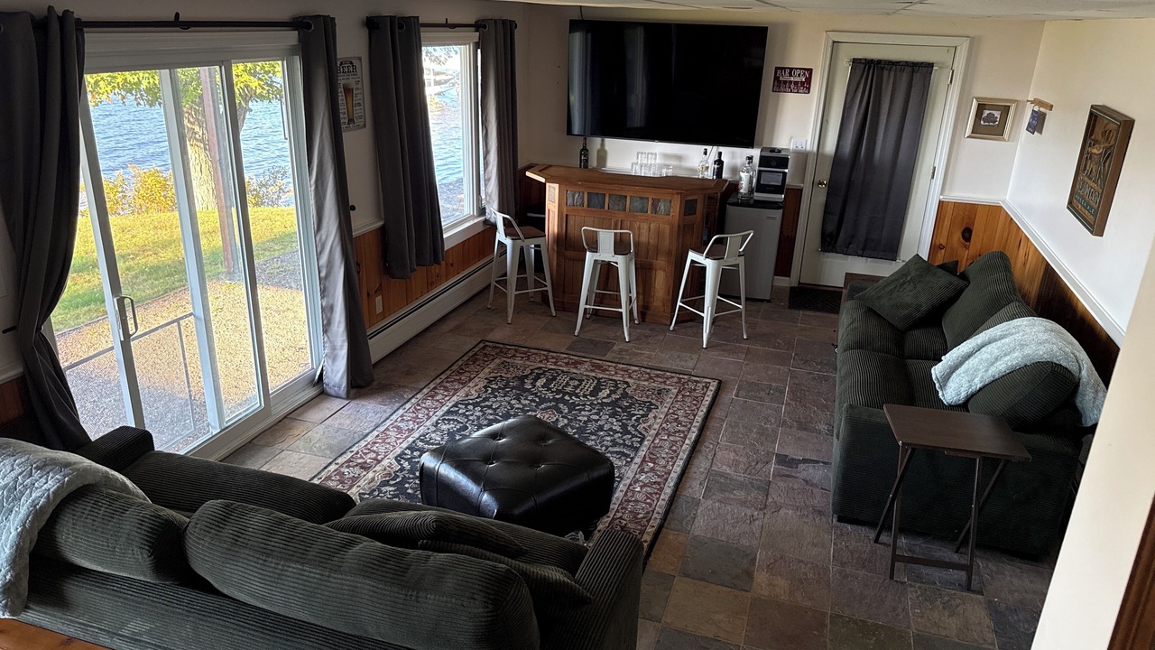 Photo of Livingroom in Canaan