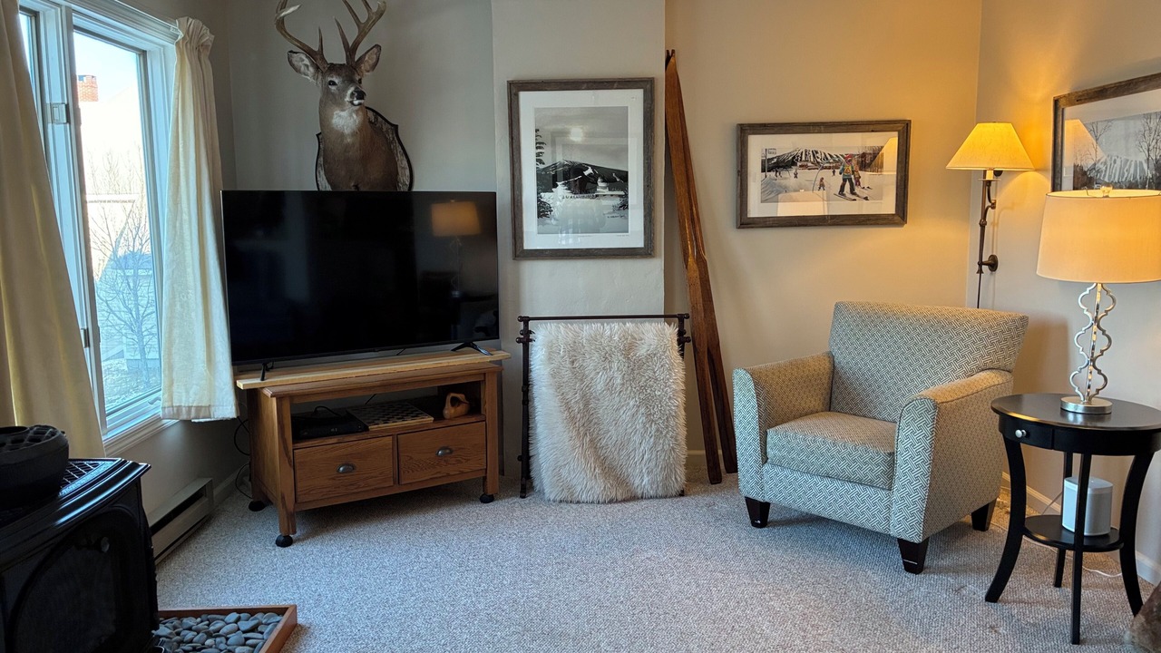 Photo of Livingroom in Carrabassett Valley