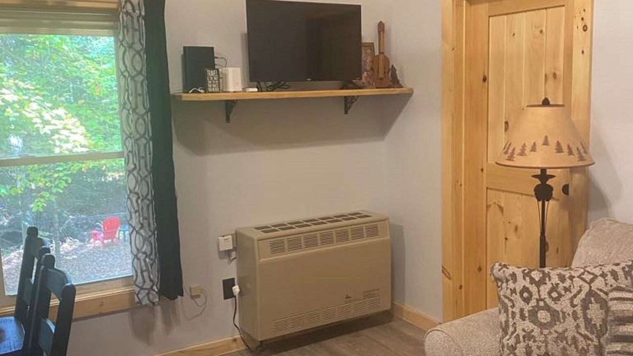 Photo of Livingroom in Lowell