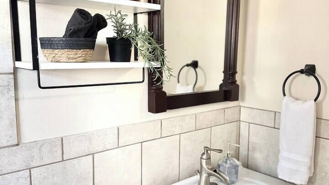 Photo of Bathroom in Walsingham