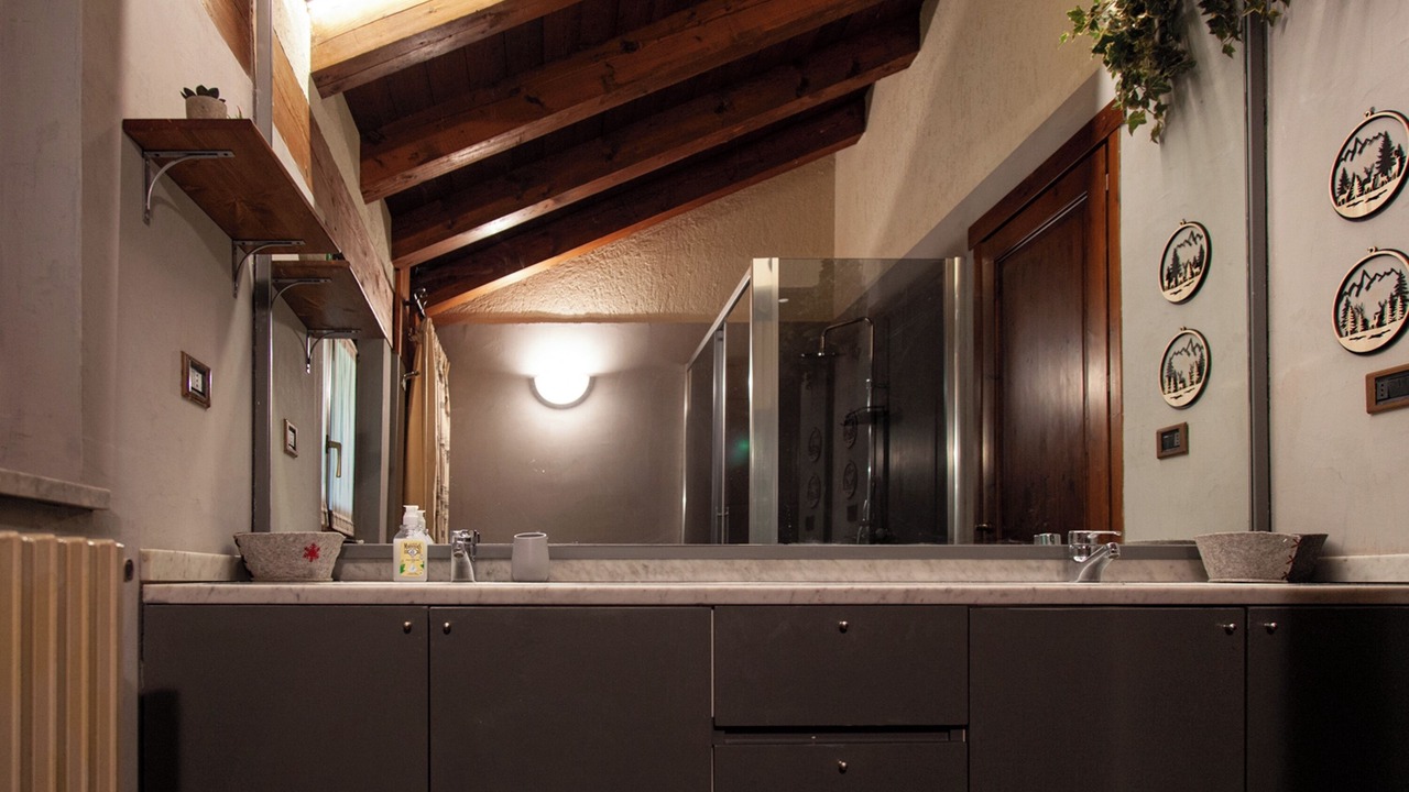 Photo of Bathroom in Dolonne