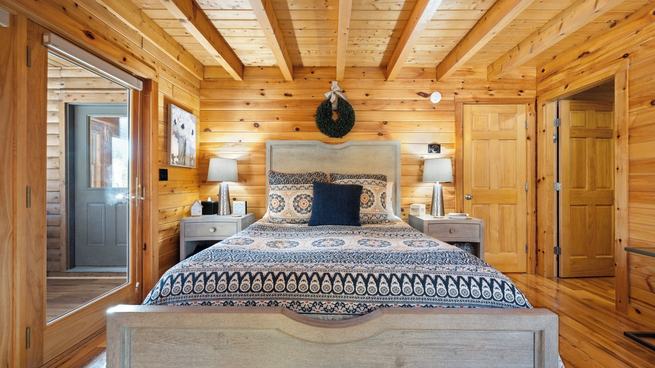 Photo of Bedroom in Island Falls