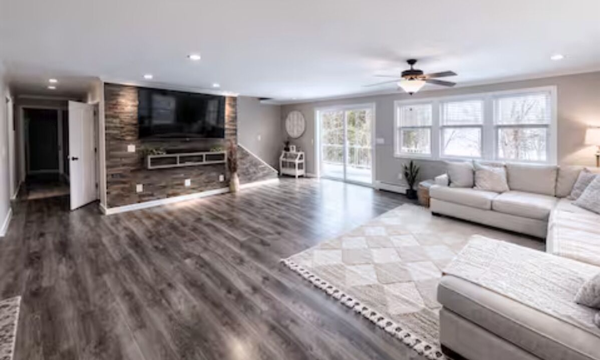 Photo of Livingroom in Baileyville
