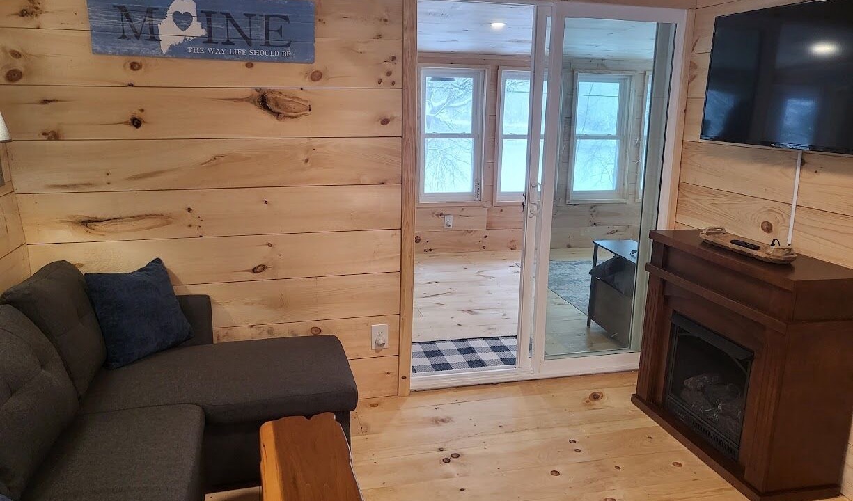 Photo of Livingroom in West Minot