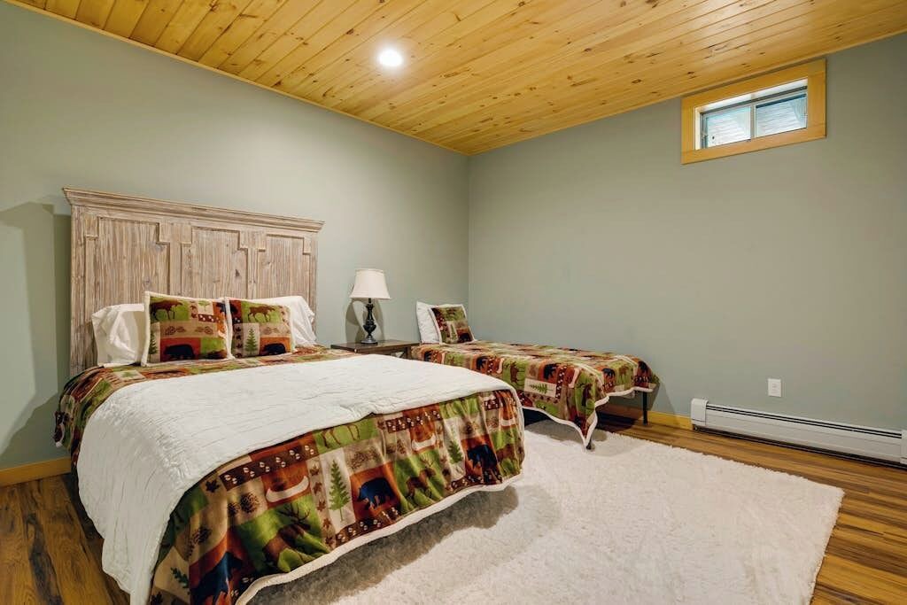 Photo of Bedroom in Rumford Center