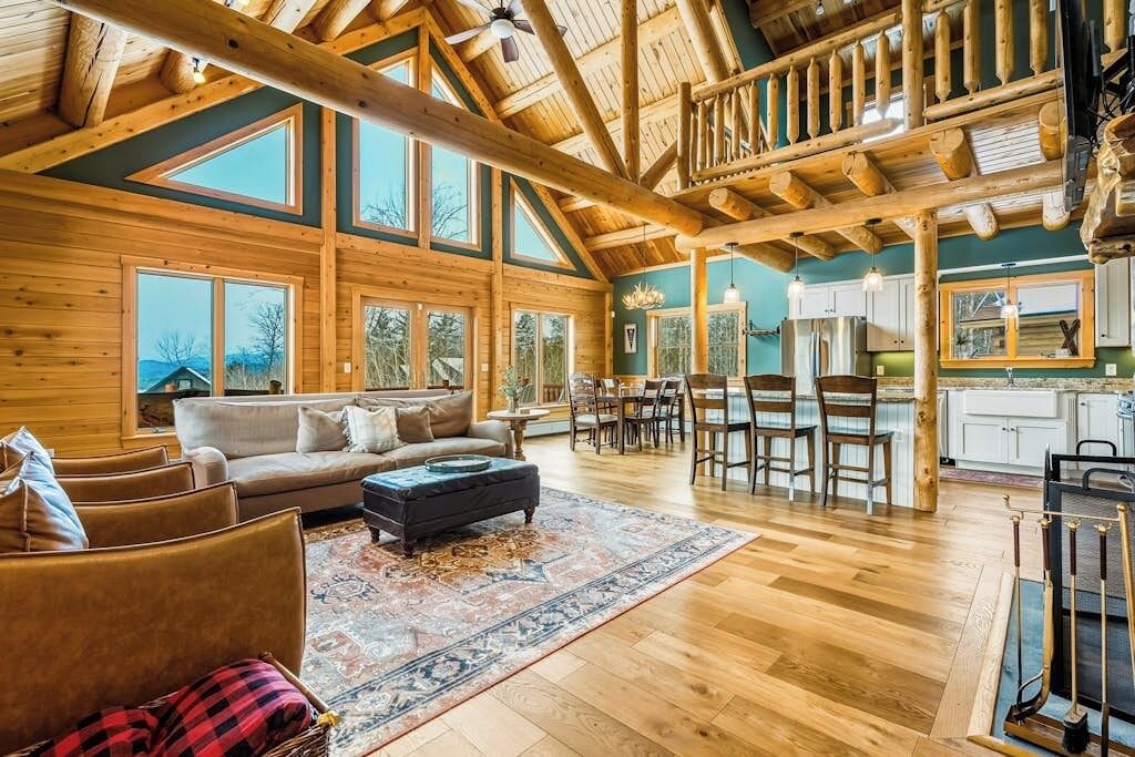 Photo of Livingroom in Rumford Center