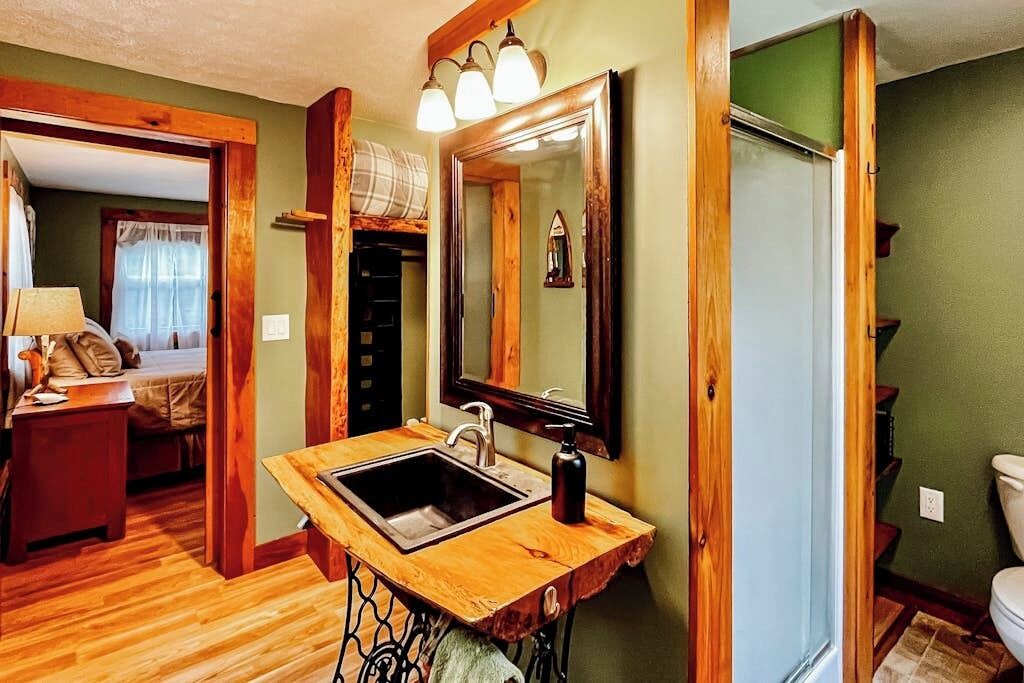 Photo of Bedroom in Bethel