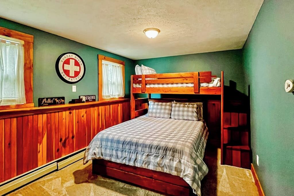 Photo of Bedroom in Bethel