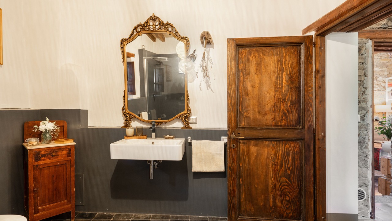 Photo of Bathroom in Lunamatrona