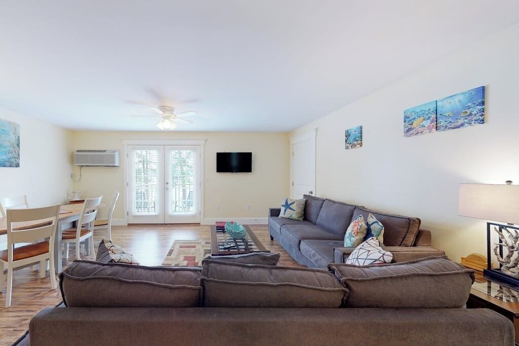 Photo of Livingroom in Edgecomb