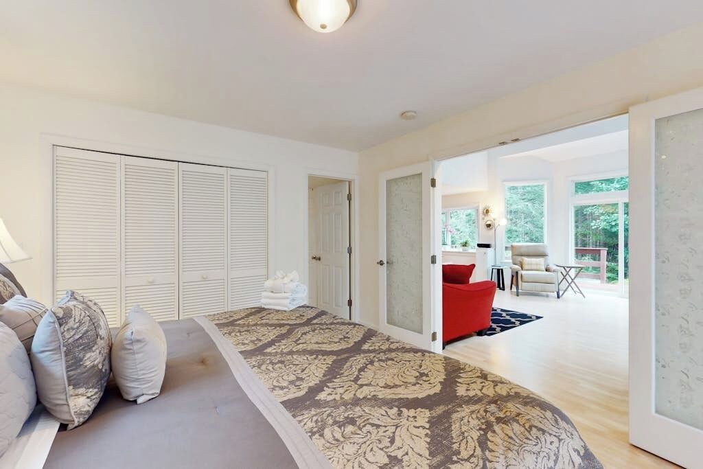 Photo of Bedroom in Bayville