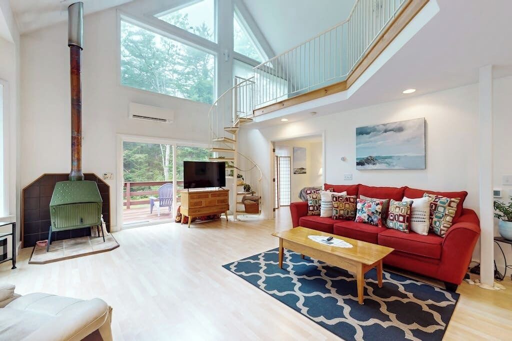 Photo of Livingroom in Bayville