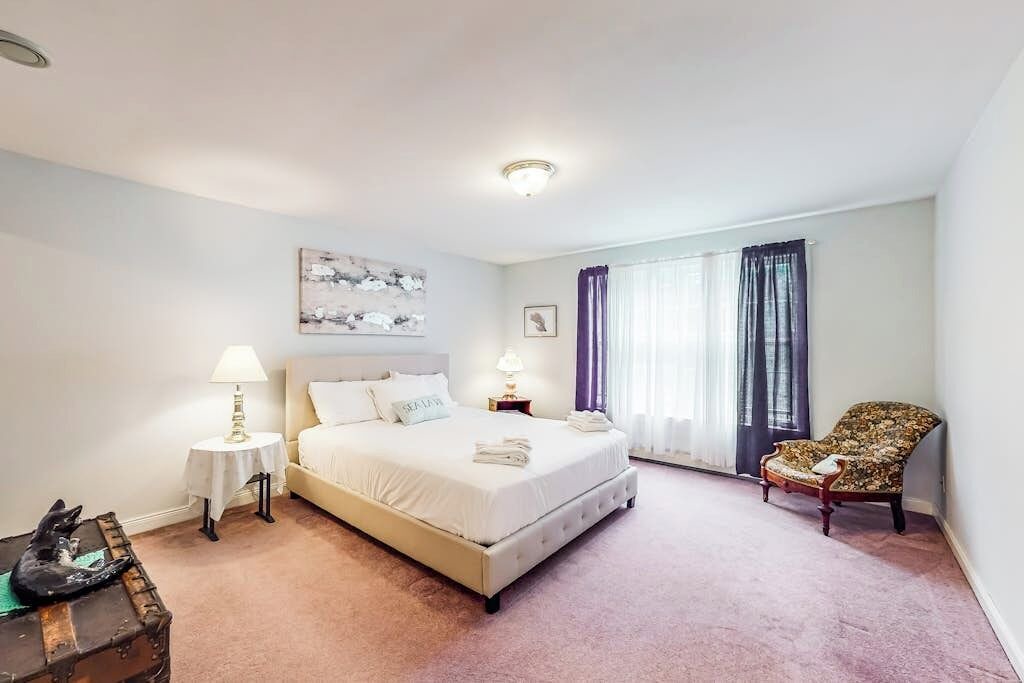 Photo of Bedroom in Waldoboro