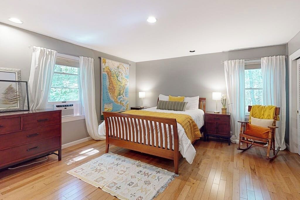 Photo of Bedroom in Bath
