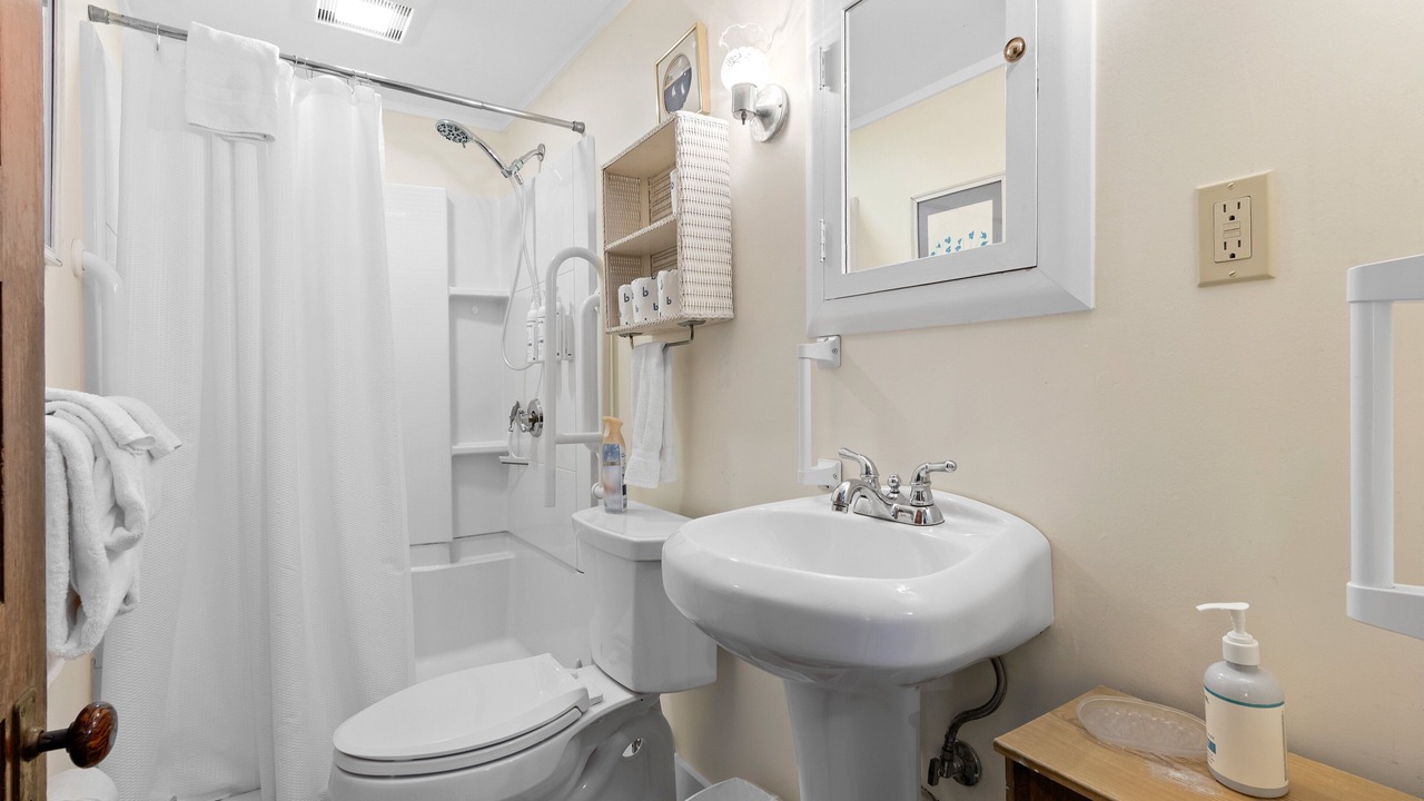 Photo of Bathroom in Bayville