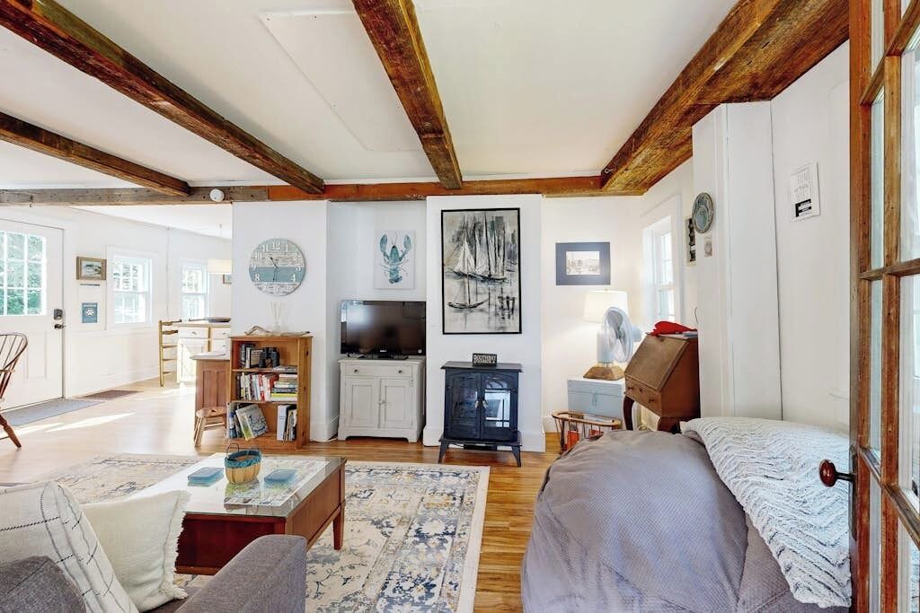 Photo of Bedroom in Bayville