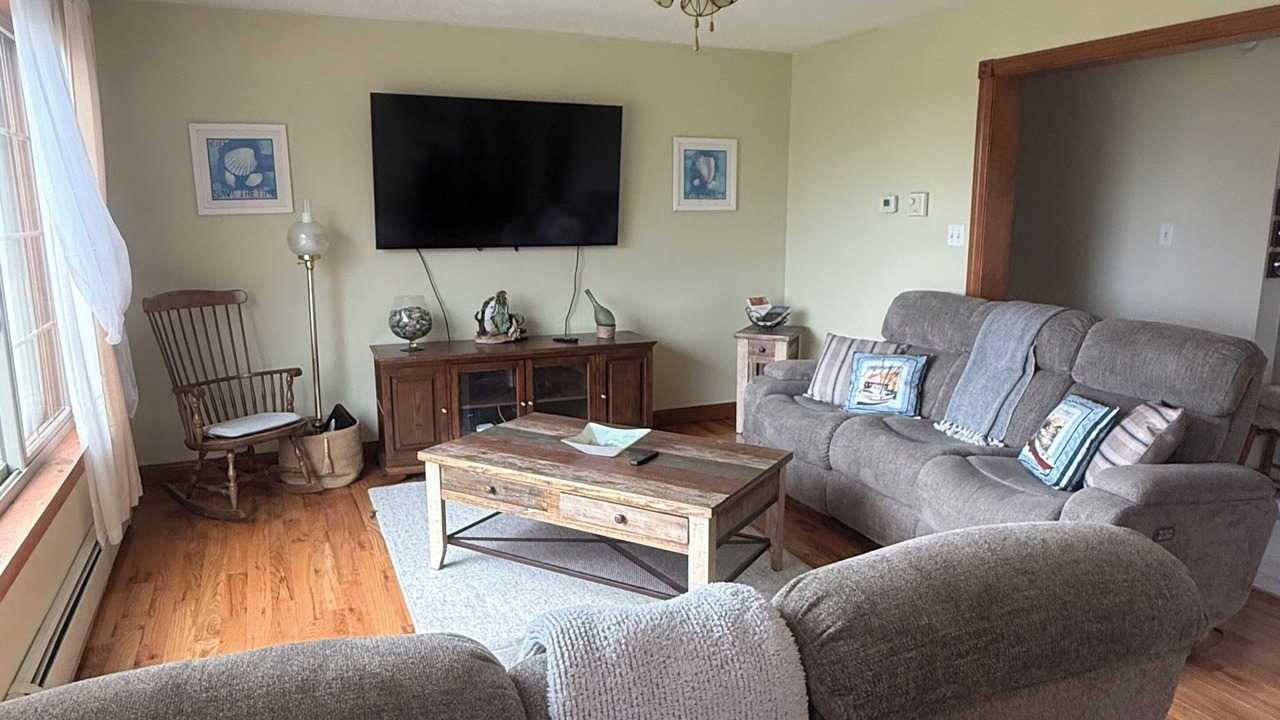 Photo of Livingroom in Lubec