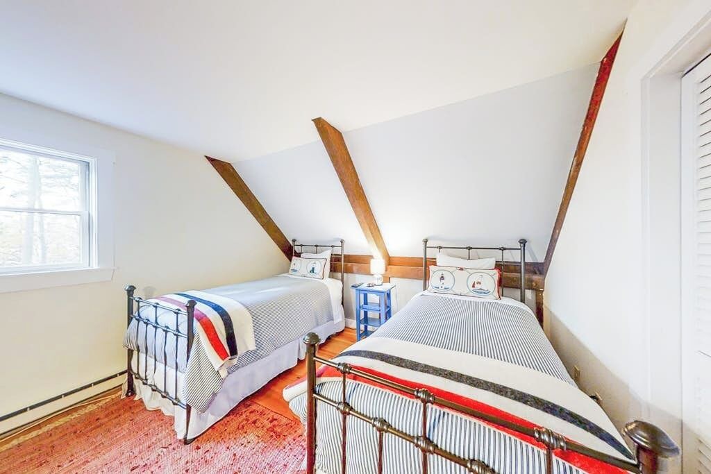 Photo of Bedroom in Bayville