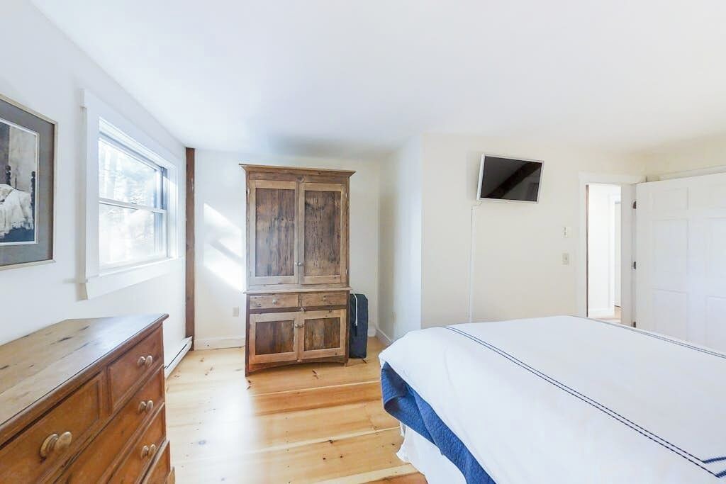 Photo of Bedroom in Bayville